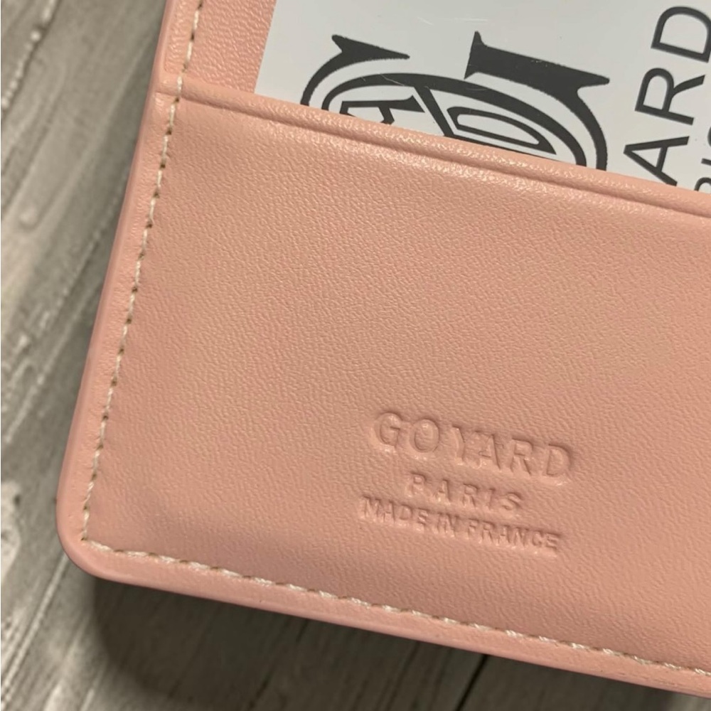 Goyard Pink Embossed Leather Passport Holder - Picture 3 of 4